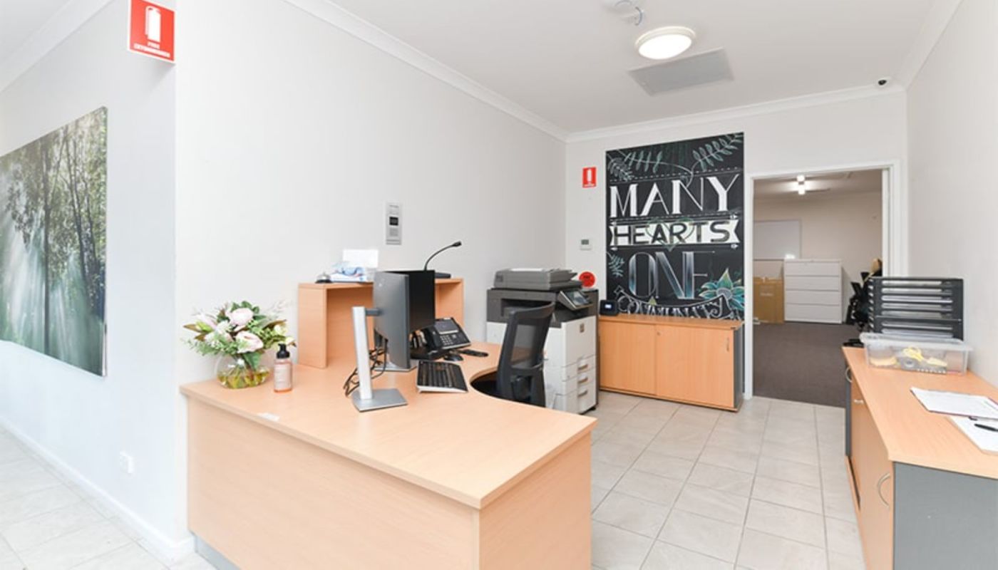 Cyrenian House - Munda Mia