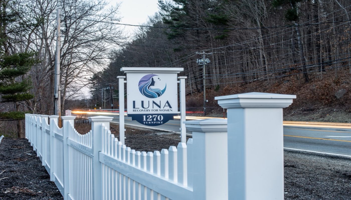 Luna Recovery for Women