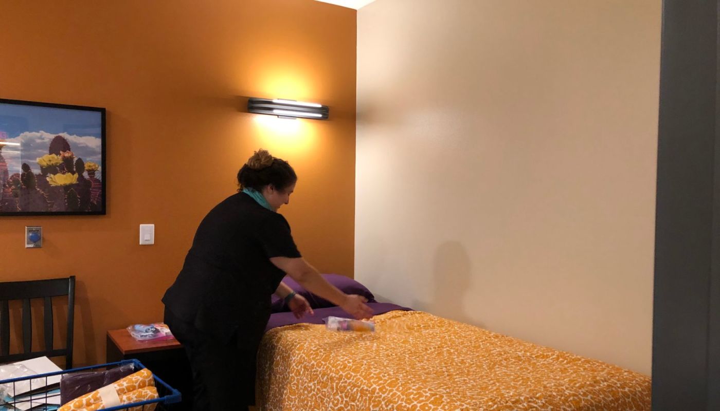 Roy’s Desert Springs Adult Residential Care