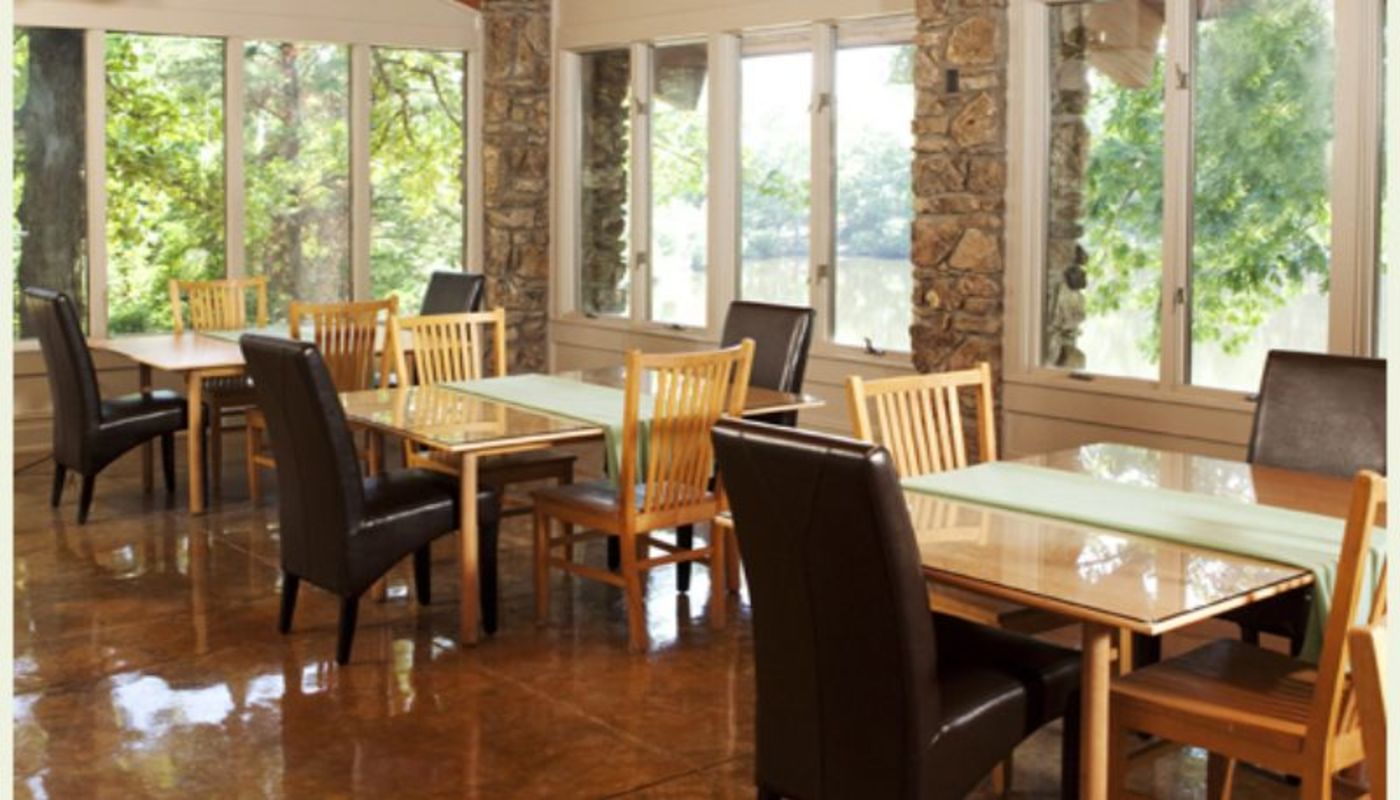 Oasis Renewal Center