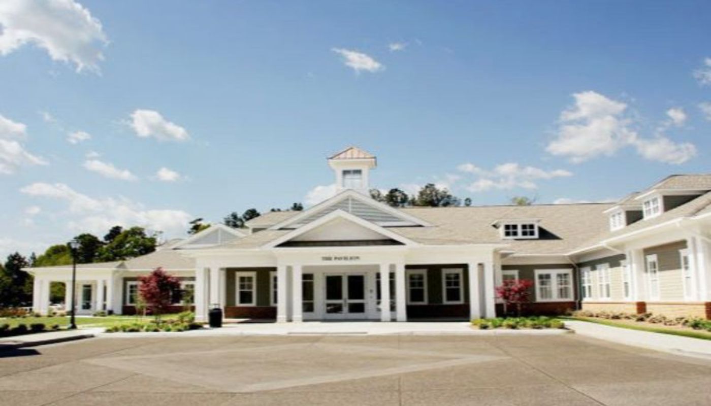 Pavillion At Williamsburg Place