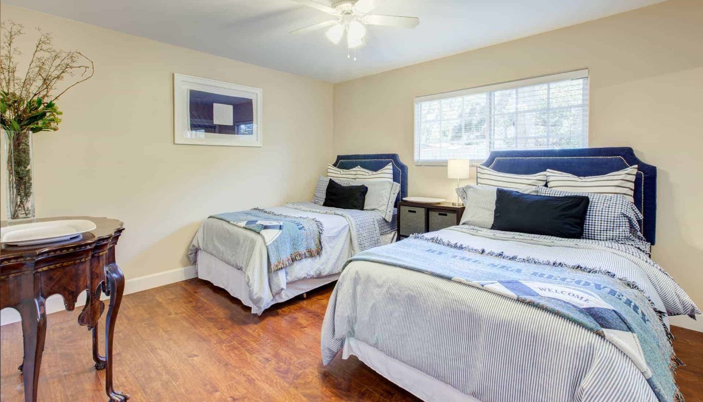 Present Moments Recovery