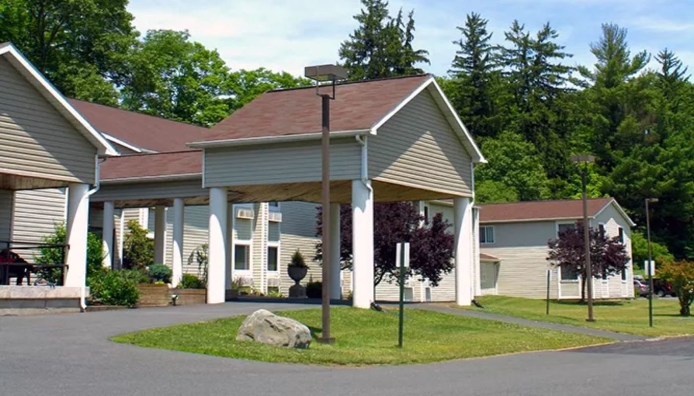 Pyramid East Stroudsburg Hillside Detox and Residential